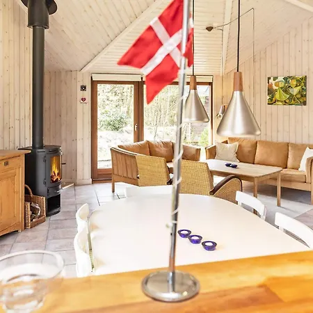 8 Person In Fjerritslev-by Traum * Fjerritslev