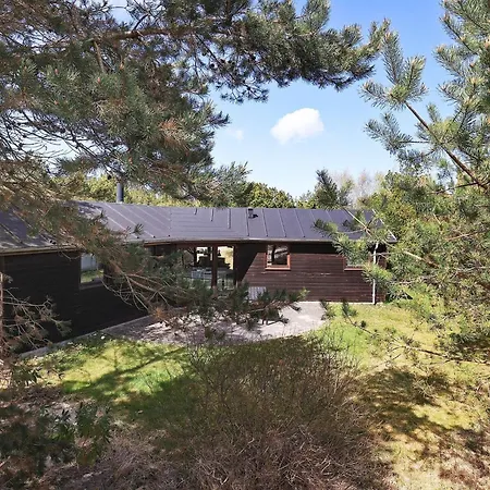 8 Person In Fjerritslev-by Traum *